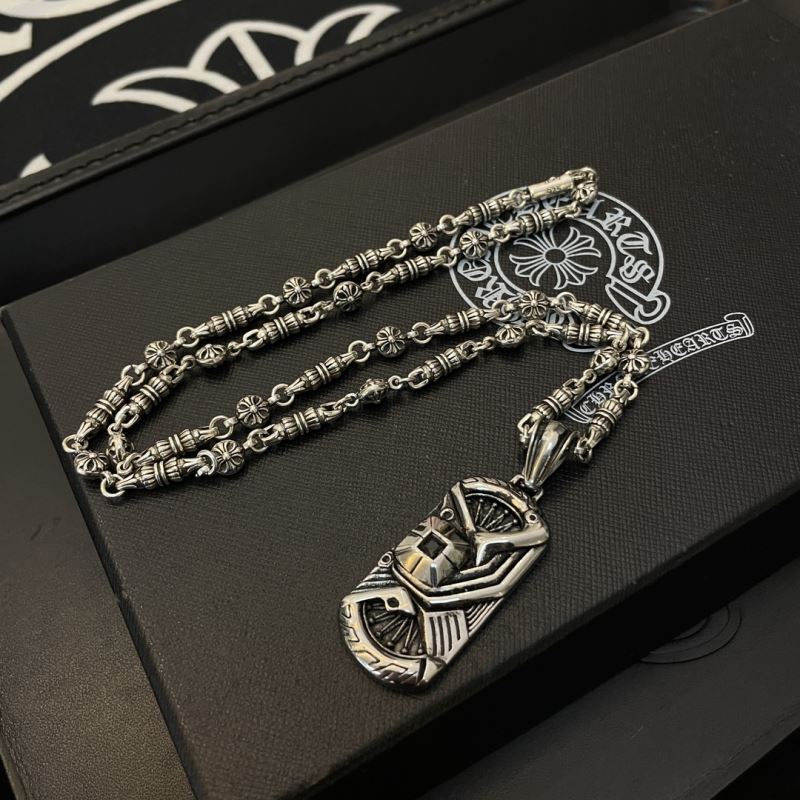 Ch*0me He**ts necklaces
